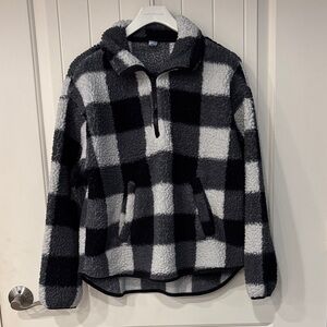 Old Navy Black and Gray Fleece Pullover